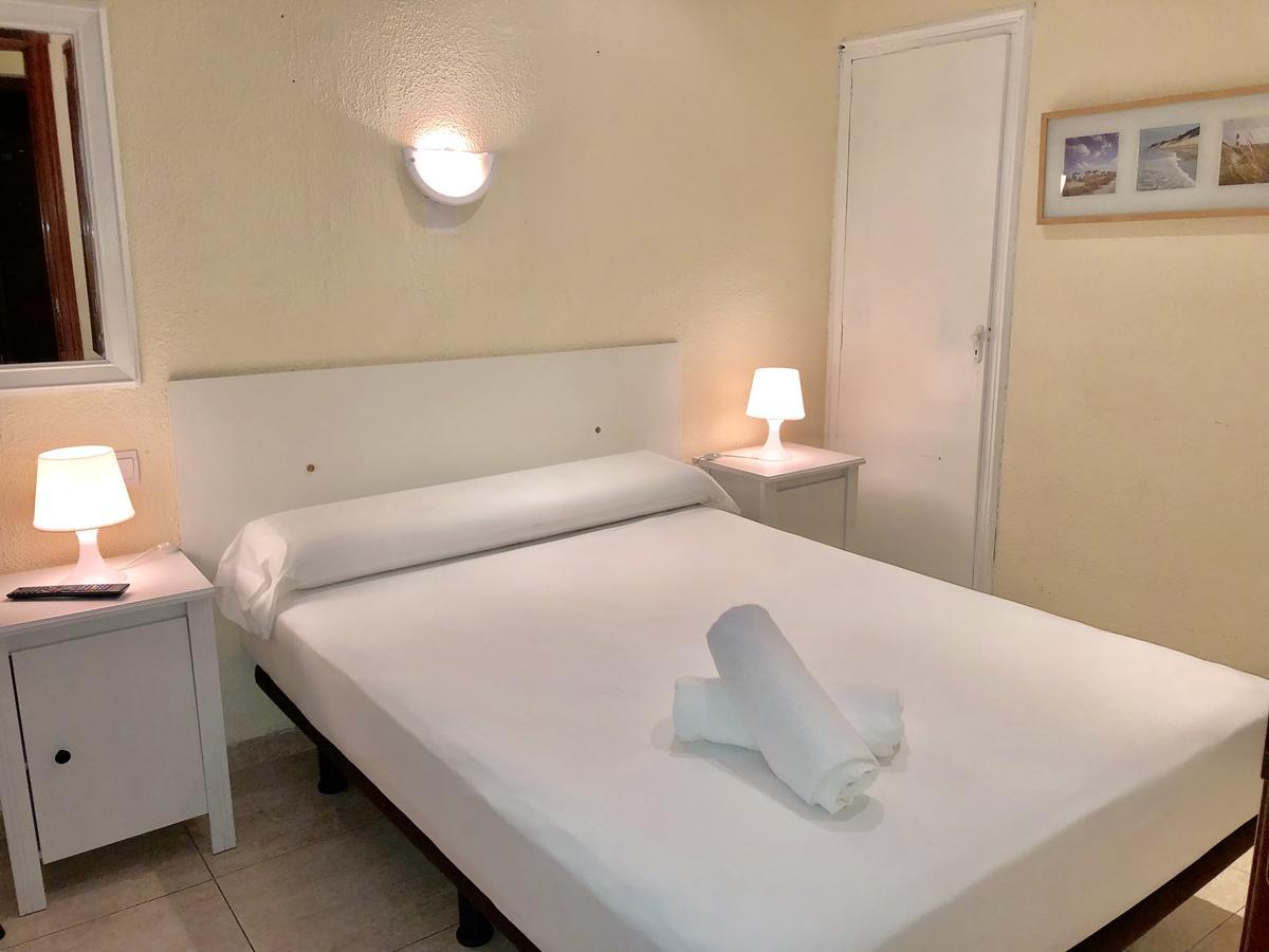 Hostal Arriaza Madrid Kültér fotó