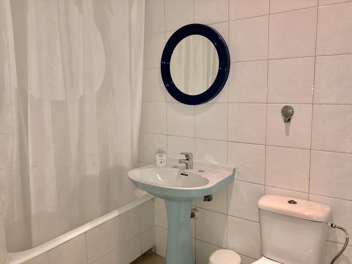 Hostal Arriaza Madrid Kültér fotó