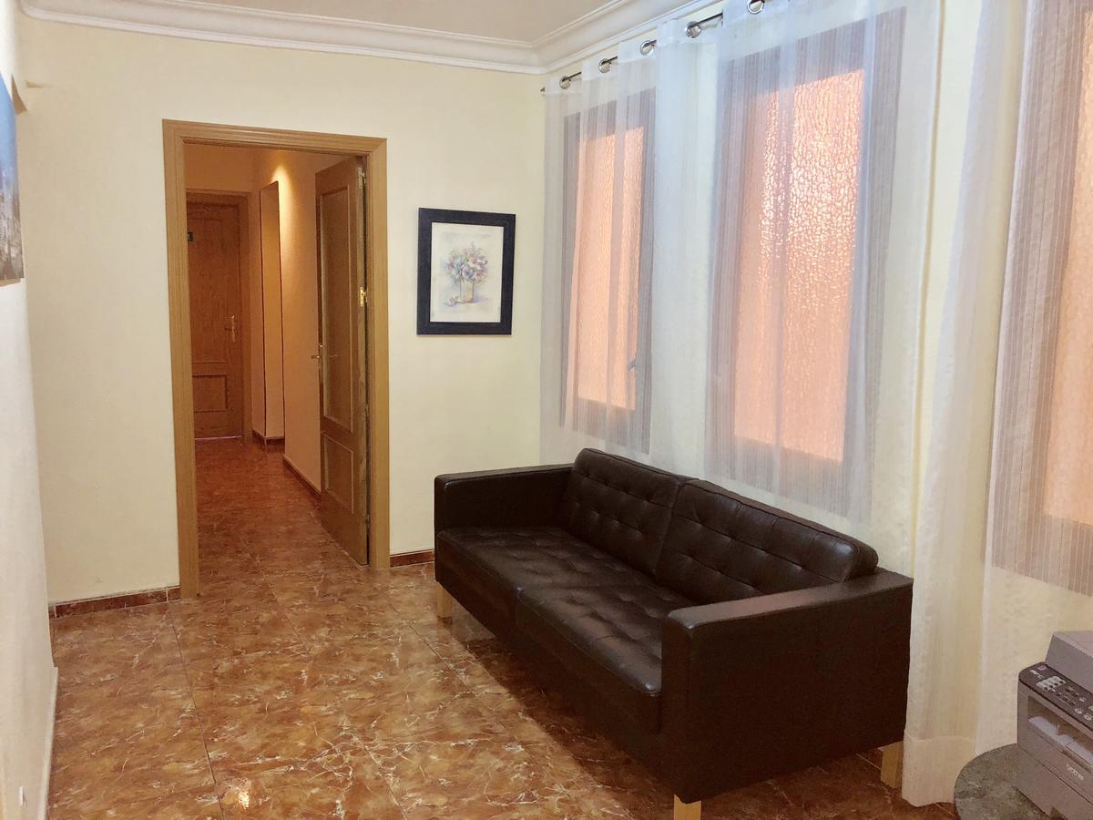 Hostal Arriaza Madrid Kültér fotó